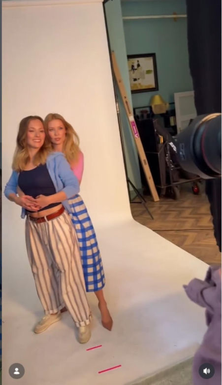 Barwy szczęścia nowy sezon sesja. Dominika (Karolina Chapko), Renata (Anna Mrozowska)