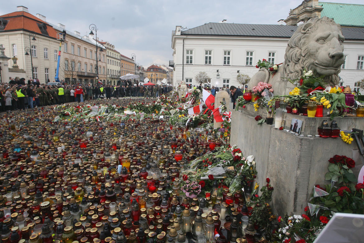 Warszawa dzień po katastrofie smoleńskiej