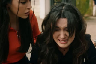 Widok obrączki Halila wystarcza, aby Zeynep zwątpiła w ich małżeństwo