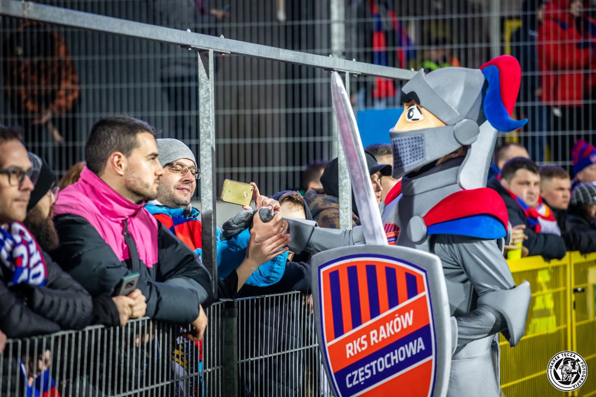 Raków Częstochowa - Śląsk Wrocław: Liderzy nie zawiedli, kibice również ZDJĘCIA