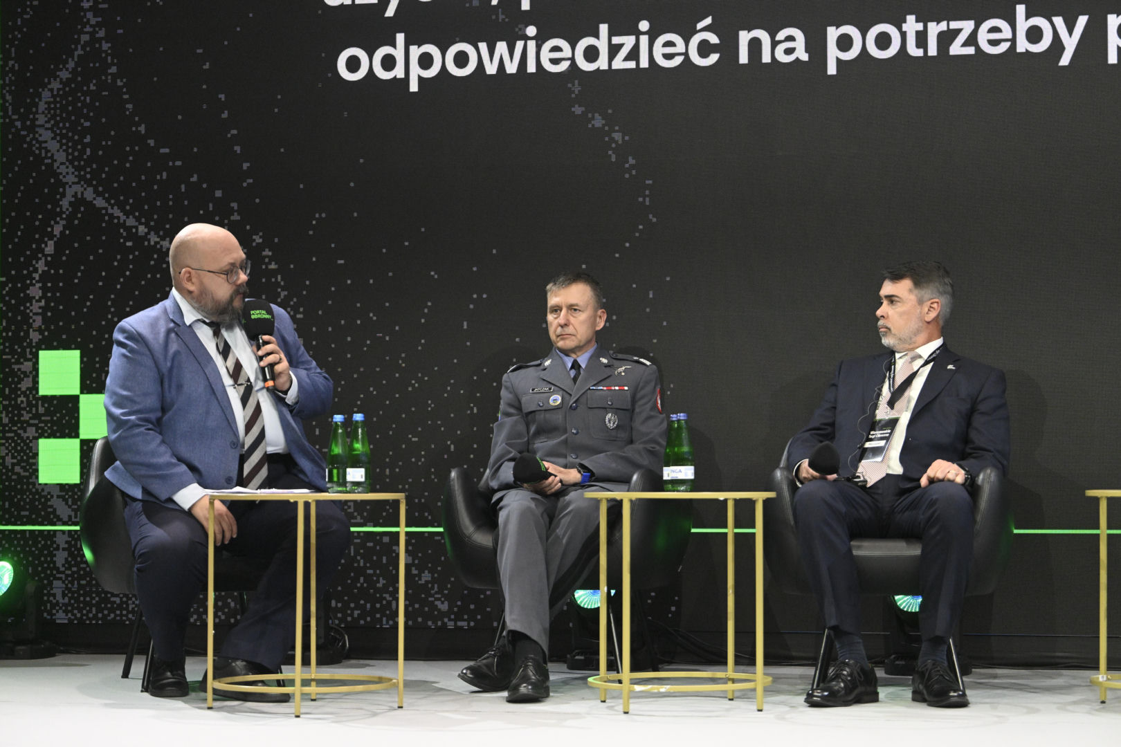 Scena Biała Przewaga powietrzna w nowoczesnym konflikcie. Od koncepcji użycia, przez zakup do misji lotniczych. Jak optymalnie odpowiedzieć na potrzeby polskich Sił Powietrznych?