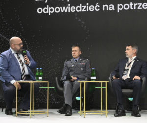Scena Biała Przewaga powietrzna w nowoczesnym konflikcie. Od koncepcji użycia, przez zakup do misji lotniczych. Jak optymalnie odpowiedzieć na potrzeby polskich Sił Powietrznych?