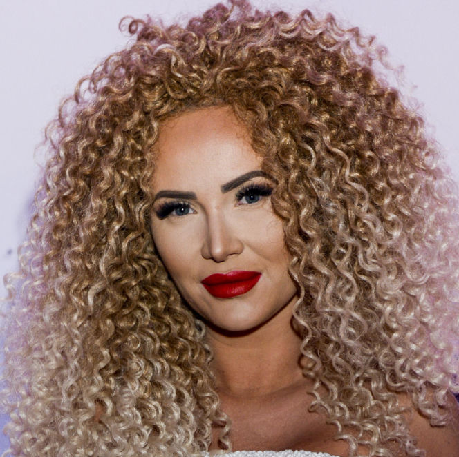 Tak wyglada Izabela Macudzińska z "Królowych życia" bez doczepów i kwasu w ustach