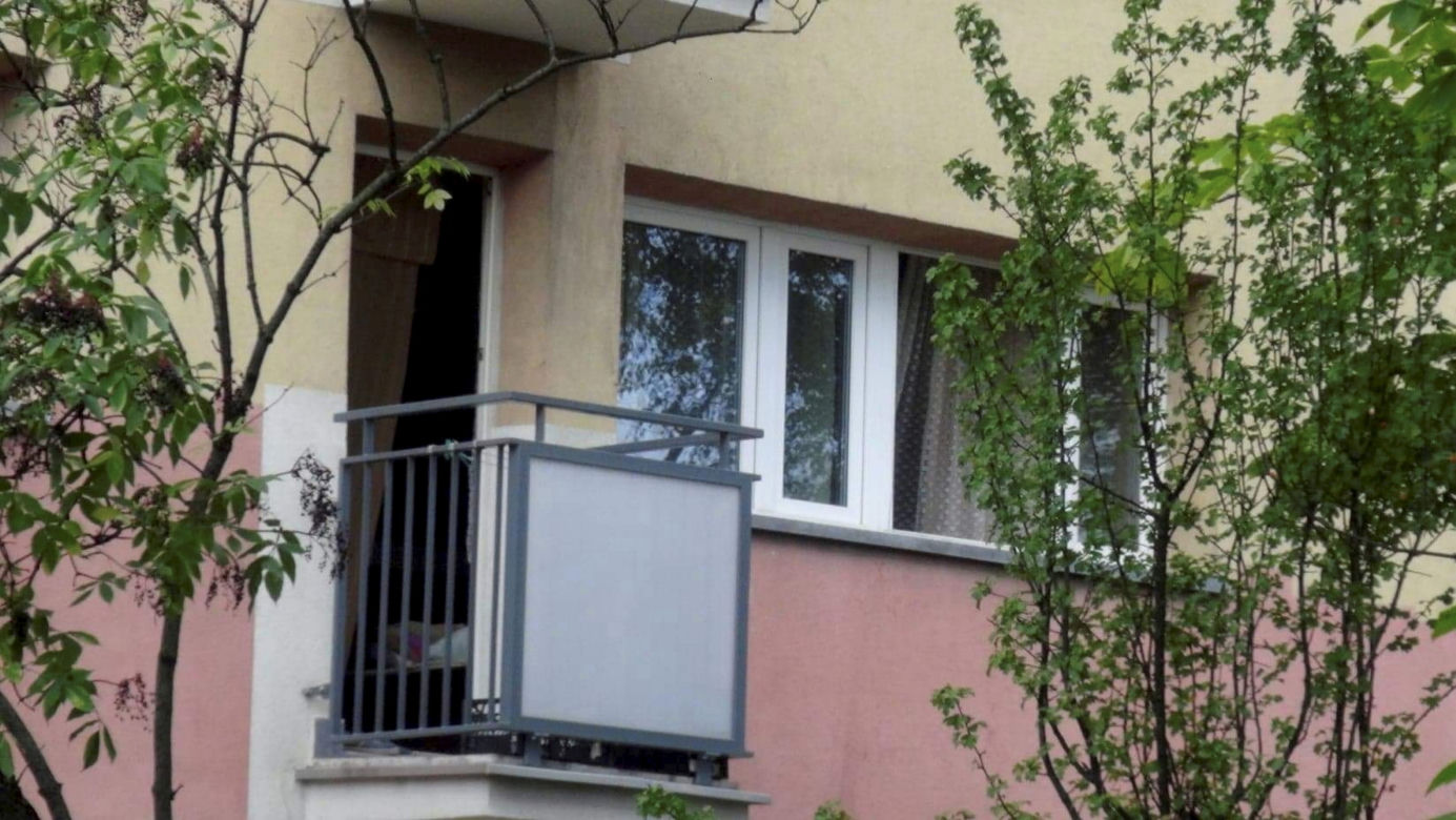 Ciało mężczyzny leżało w mieszkaniu a Woli. Zatrzymany 38-latek