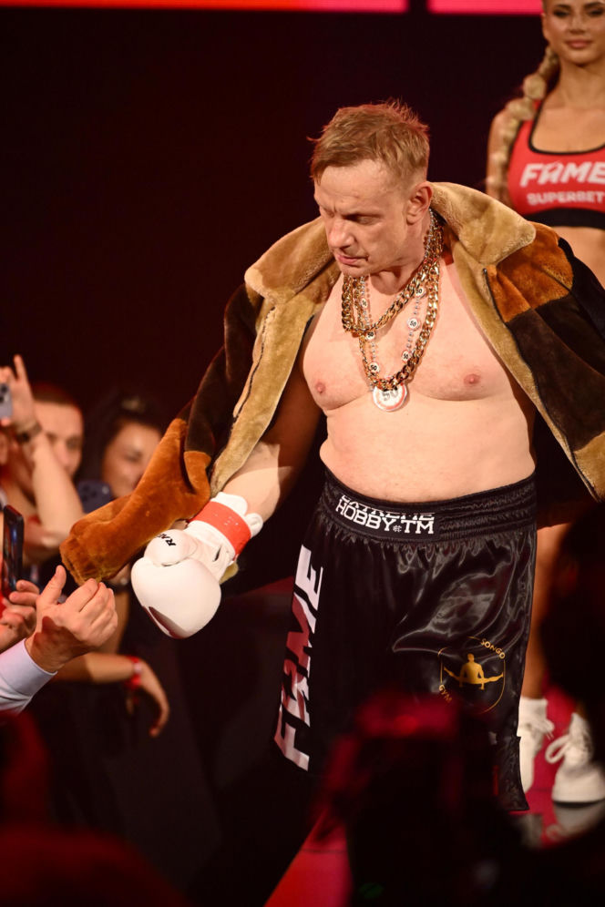 Bartosz Żukowski vel. Waldek Kiepski przegrał na gali Fame