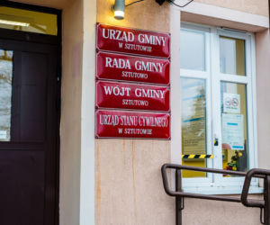 Wojewoda wygasił mandat. Murem za wójtem