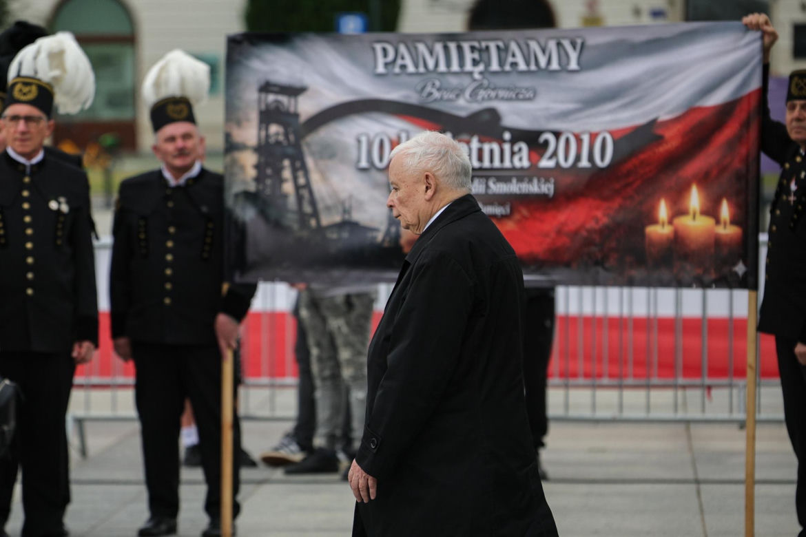 Obchody miesięcznicy smoleńskiej w Warszawie