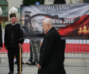 Obchody miesięcznicy smoleńskiej w Warszawie