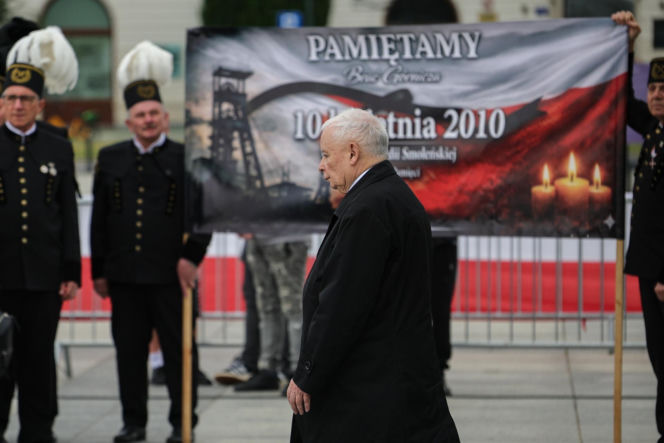Obchody miesięcznicy smoleńskiej w Warszawie