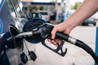 Hurtowe ceny paliw 20.07.2026. Czas na oddech dla kierowców po fali silnych podwyżek