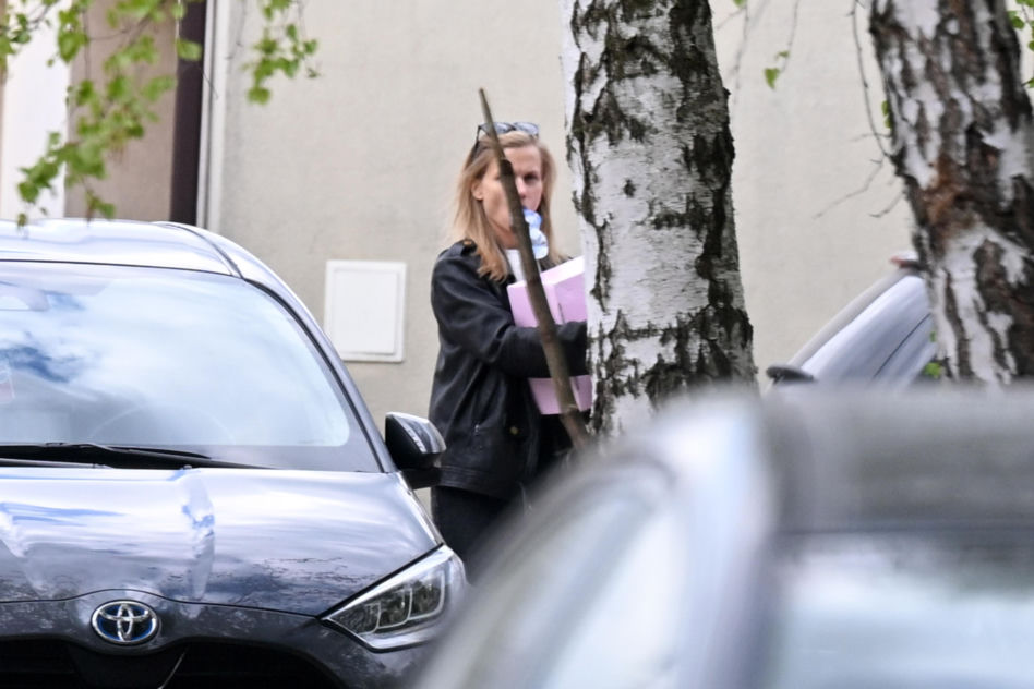Kaczorowska wyniosła Peli pół domu