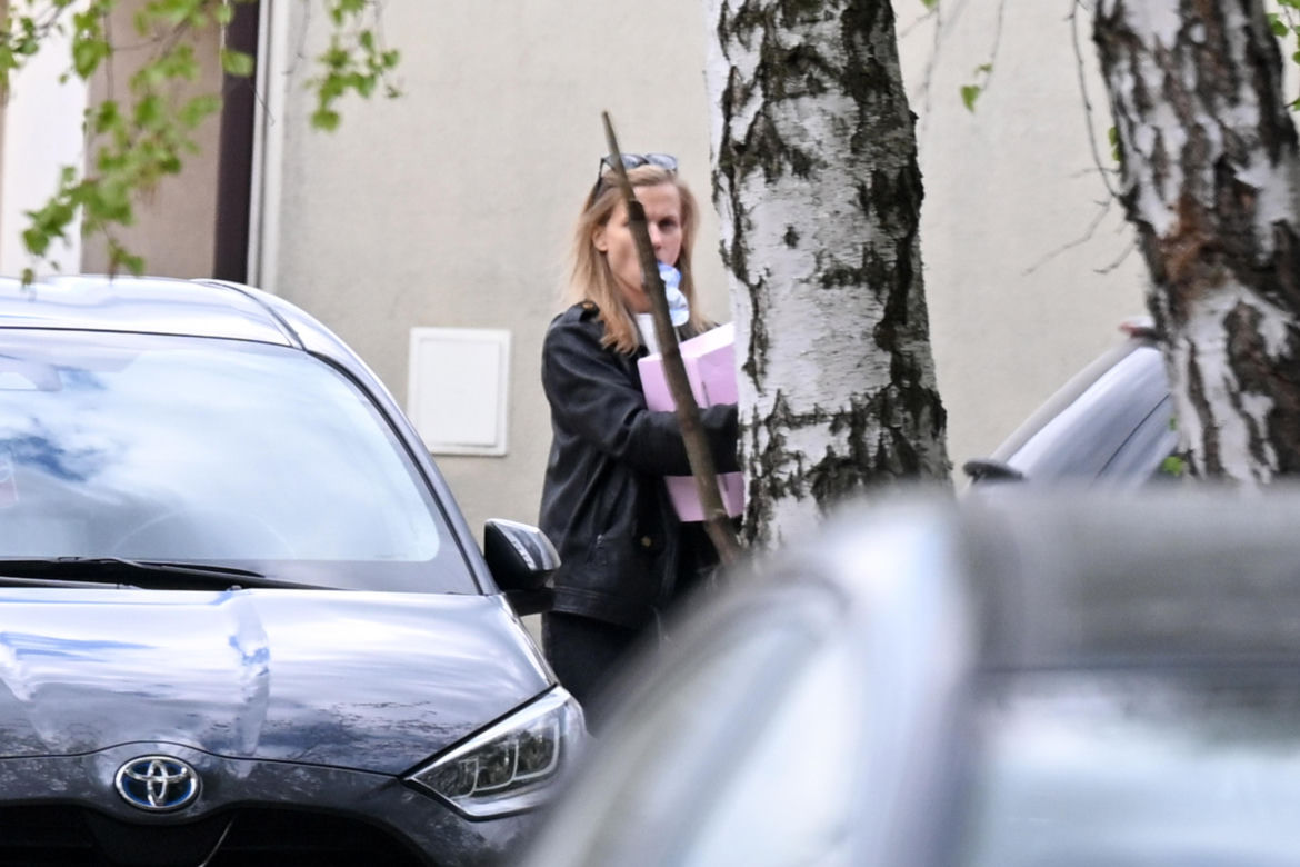 Kaczorowska wyniosła Peli pół domu