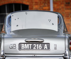 Oryginalny Aston Martin DB5 Jamesa Bonda