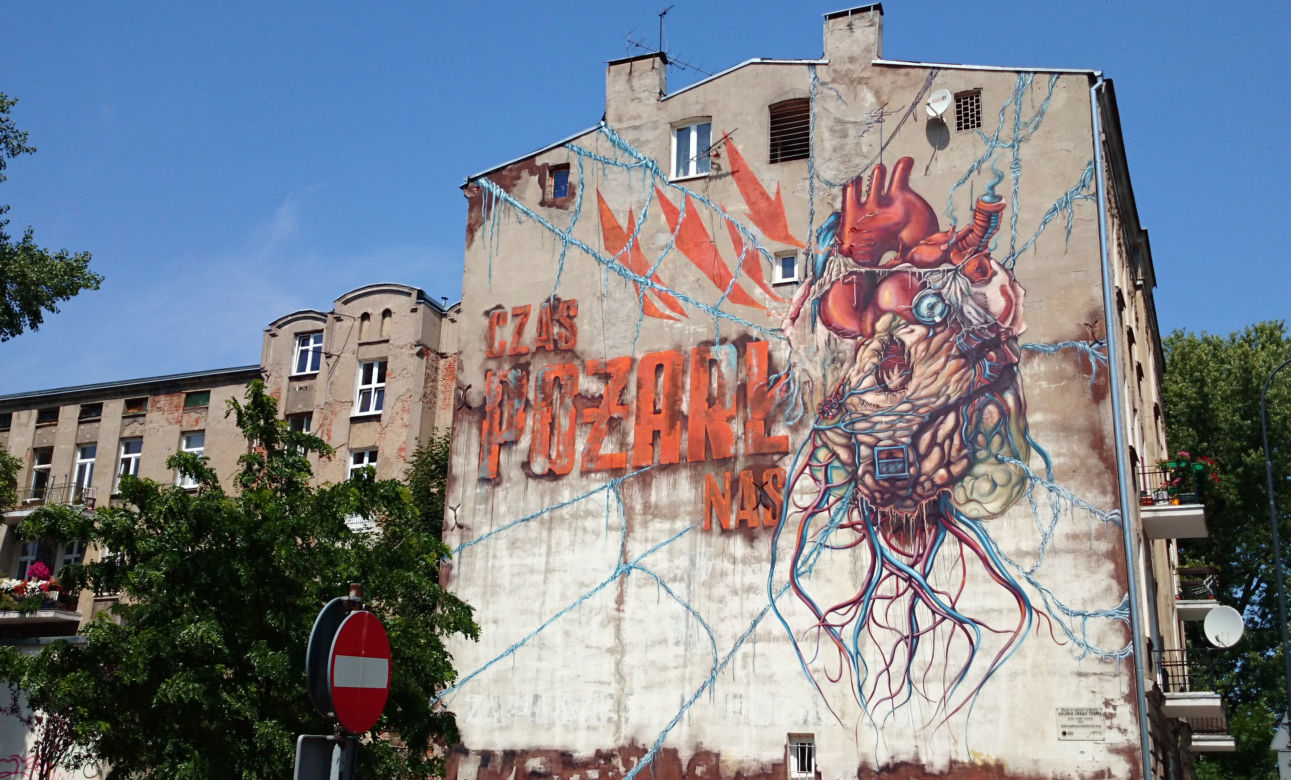 Mural przy Wólczańskiej 109