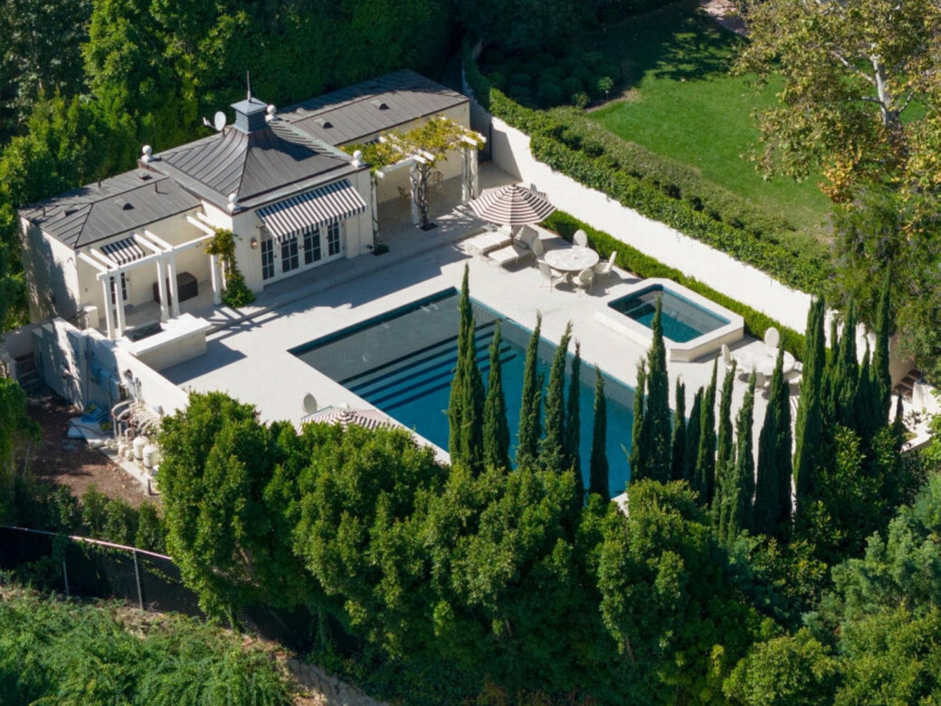 W takich luksusach żyje Taylor Swift. Beverly Hills