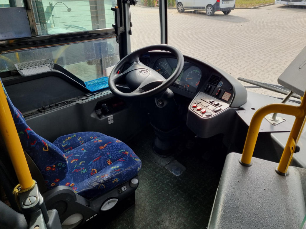ZEC Starachowice sprzedaje 10 Mercedesów. Drugi przetarg niższa cena