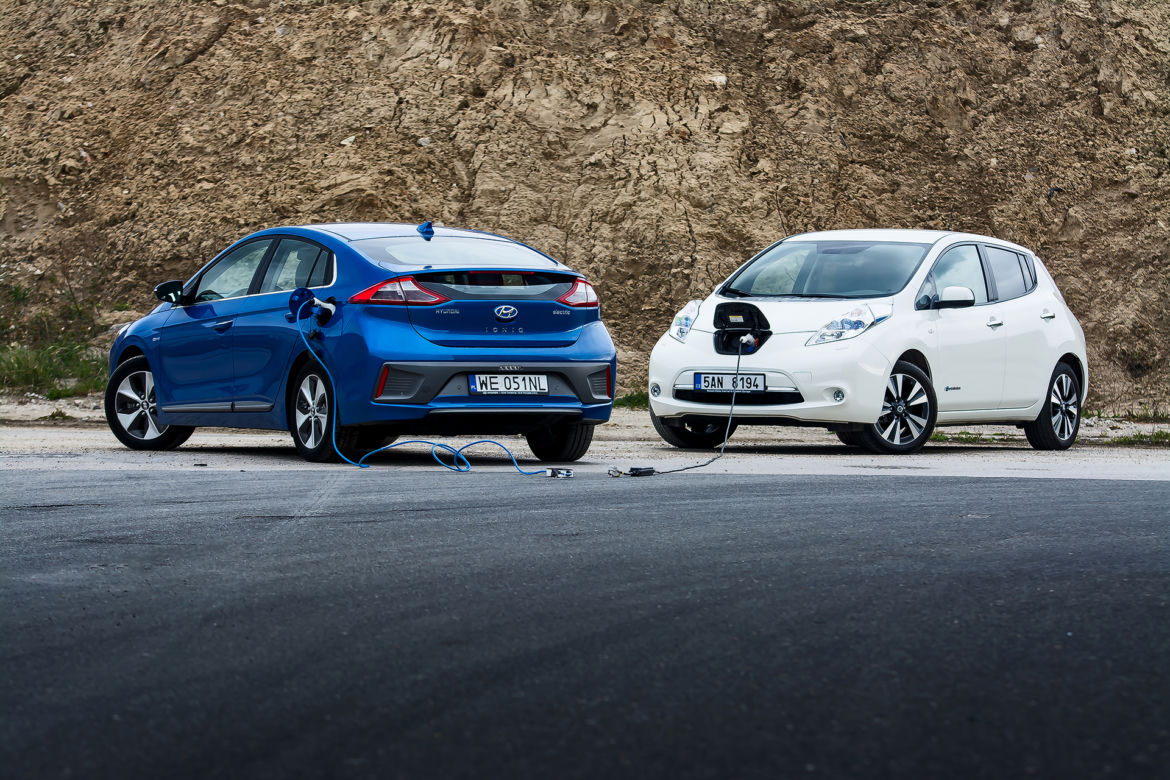 Hyundai IONIQ Electric vs. Nissan Leaf