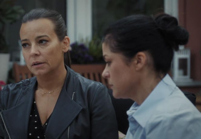 M jak miłość, odcinek 1911. Magda (Anna Mucha), Kinga (Katarzyna Cichopek)