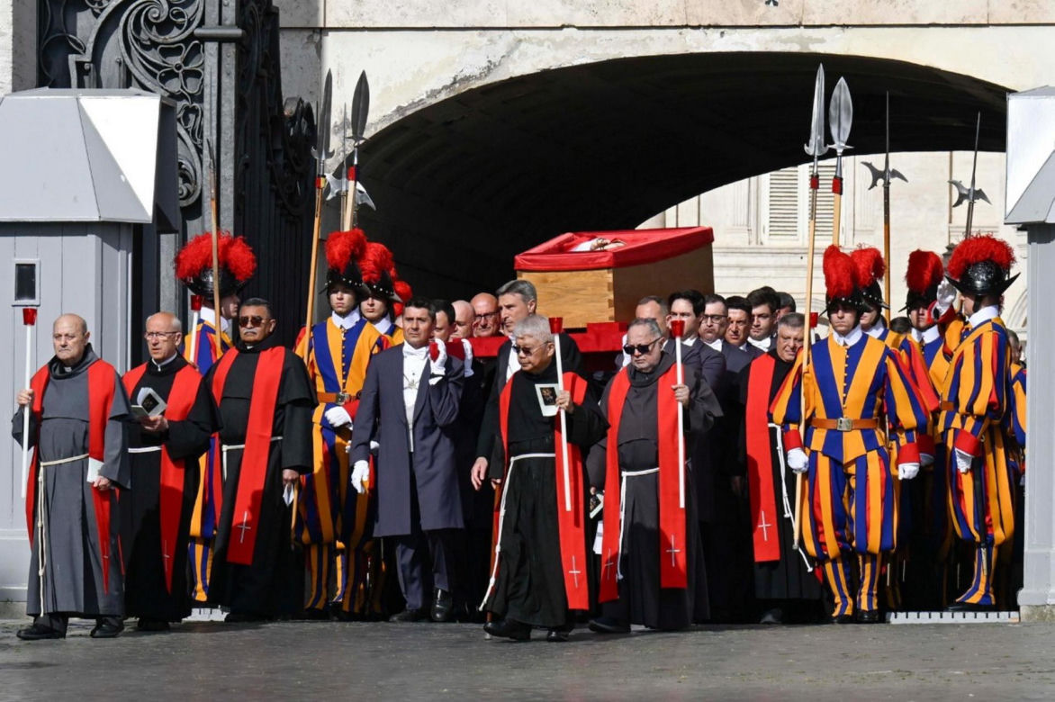 Trumna Papieża.