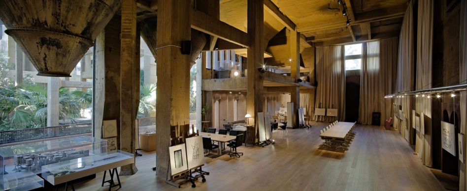 Pracownie architektów: La Fabrica Ricarda Bofilla