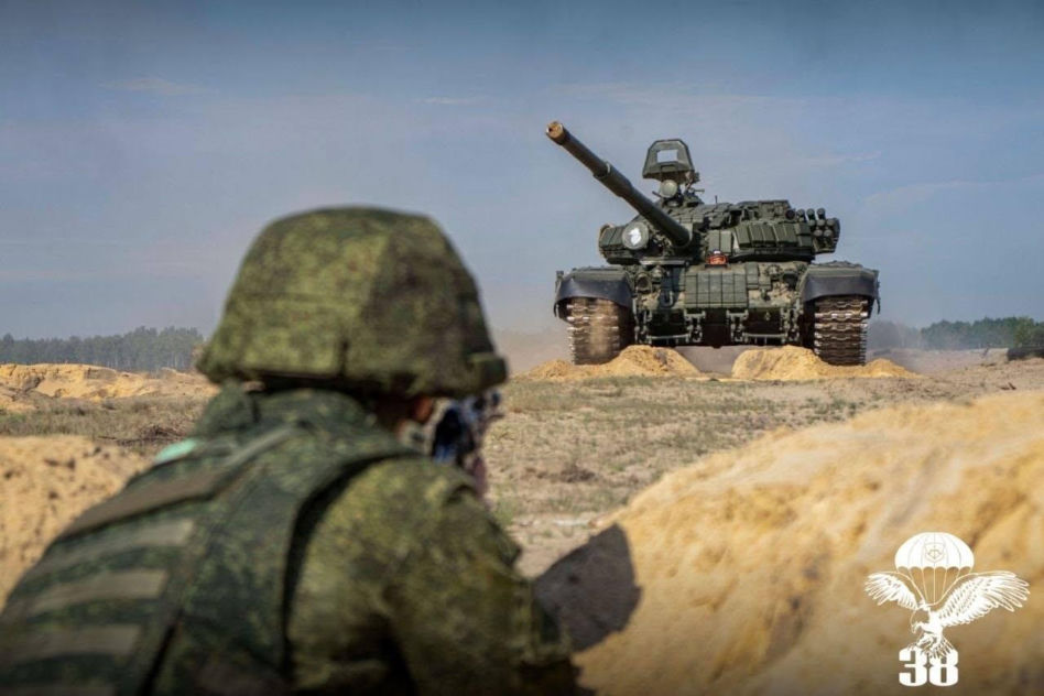 Białoruś prezentuje zmodernizowane czołg T-72BM2