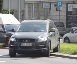 Doda miała wypadek. Polonez staranował jej audi Q7