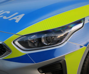 Nowe oznakowanie policyjnych radiowozów - projekt badawczy Komendy Głównej Policji i PIMOT