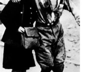 70. rocznica wybuchu Powstania Warszawskiego. Zobacz oryginalne ZDJĘCIA i OPISY wydarzeń z 1 sierpnia 1944 r.: szpitale w ogniu