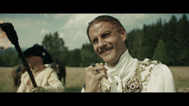 Sebastian Fabijański "Granie szaleńców dobrze mi wychodzi"