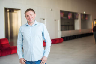 Dawid z Rolnik szuka żony urzeka uśmiechem. Za nim kryje się jednak trudna historia