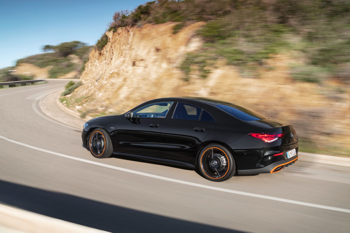 Mercedes-Benz CLA Coupe Edition Orange Art AMG Line