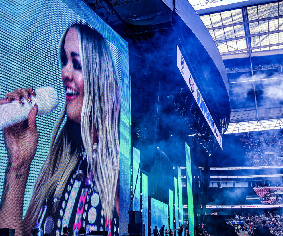 RITA ORA - WYSTĘP W TRAKCIE SUMMERTIME BALL