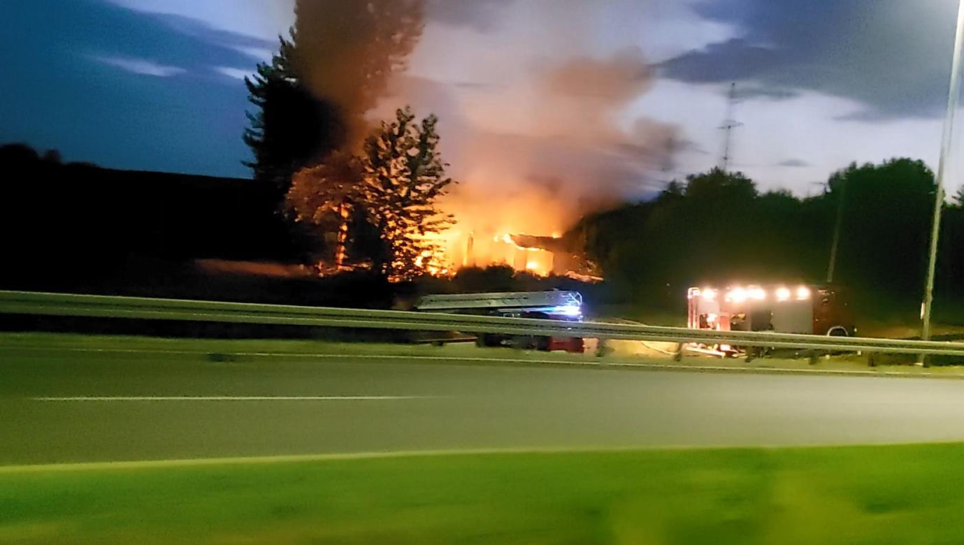 Pożar pustostanu w Rzeszowie [GALERIA]