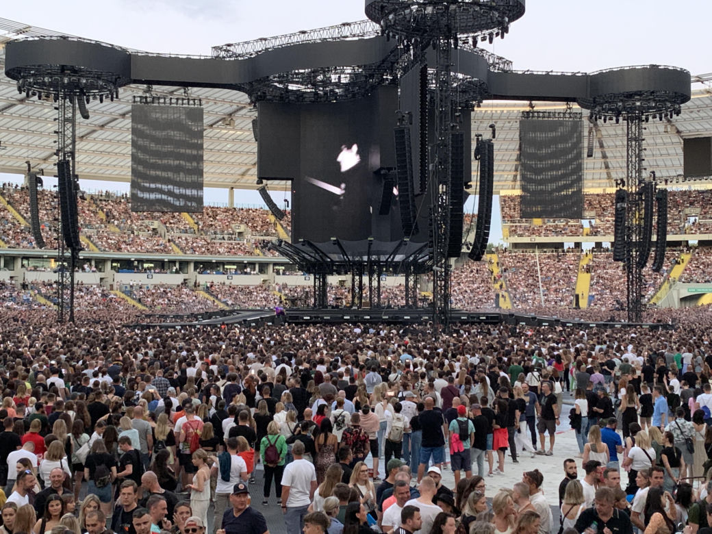 Dawid Podsiadło po raz kolejny wypełnił Stadion Śląski po brzegi. Morskie ssaki zrobiły furorę