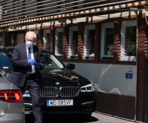 Politycy PiS zjeżdżają do Kaczyńskiego do centrali partii