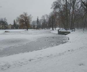 Gdzie mieścił się kiedyś letni teatr? Siedlecki park Aleksandria sto lat temu i w pierwszym tygodniu stycznia 2021: