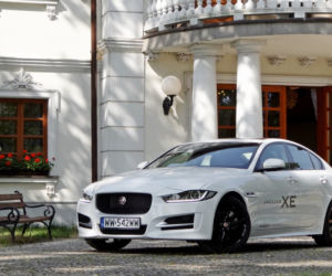 Jaguar XE 2.0 T R-Sport