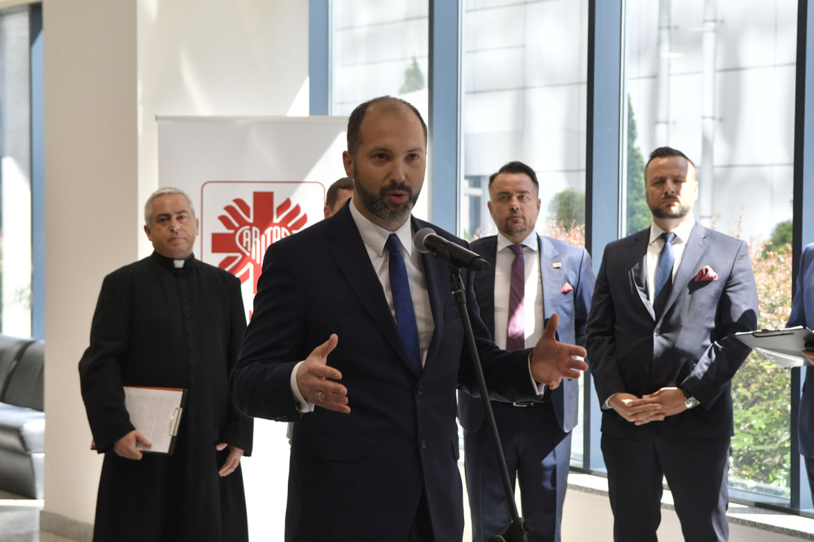 Otworzyli centrum pomocy uchodźcom. Uciekający przed wojną znajdą pracę i nauczą się języka 