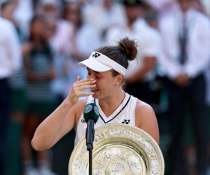 Łzy po finale Wimbledonu. Linda Noskova zadedykowała triumf zmarłej mamie