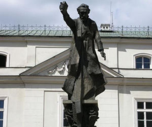 Plac św. Marii Magdaleny i pomnik Piotra Skargi w Krakowie