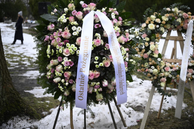 Bożena Dykiel spoczęła na Powązkach Wojskowych