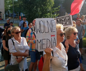 Protest w Szczecinie po przegłosowaniu ustawy Lex TVN