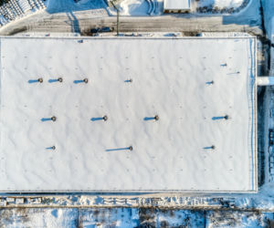 Co skontrolować na dachu hali po zimie i jak szybko wykonać naprawy?