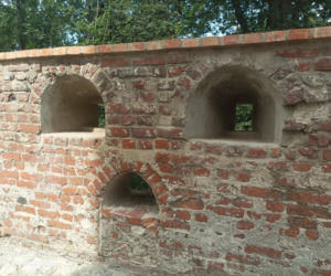 To najdłuższe mury obronne w woj. warmińsko-mazurskim. Otaczają Stare Miasto