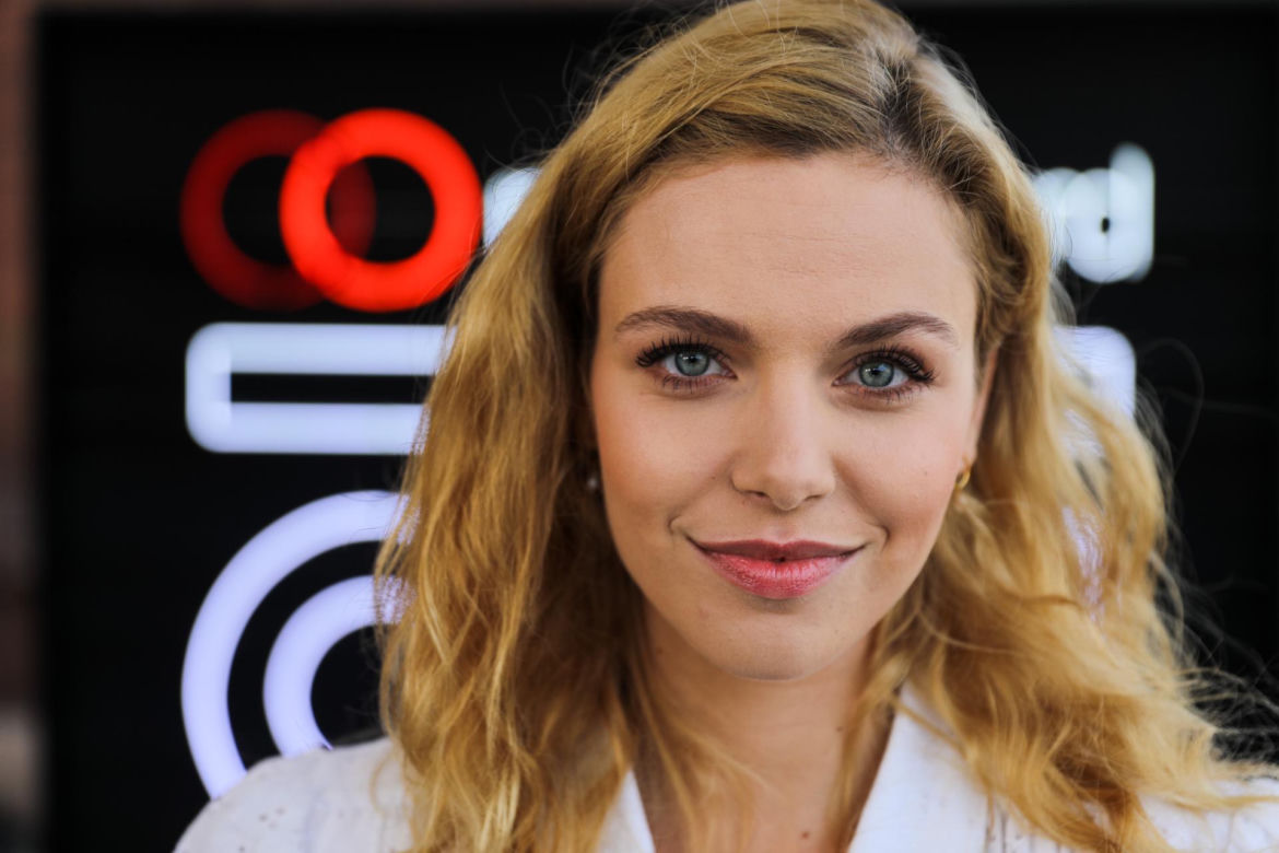 Vanessa Aleksander kiedyś i dziś. Tak na przestrzeni lat zmieniała się gwiazda "Wojennych dziewczyn"