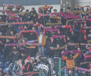 Mecz Piast Gliwice - Legia Warszawa. Kibice na stadionie