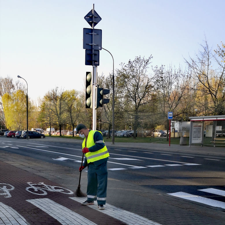 Trwa sprzątanie ścieżek rowerowych 