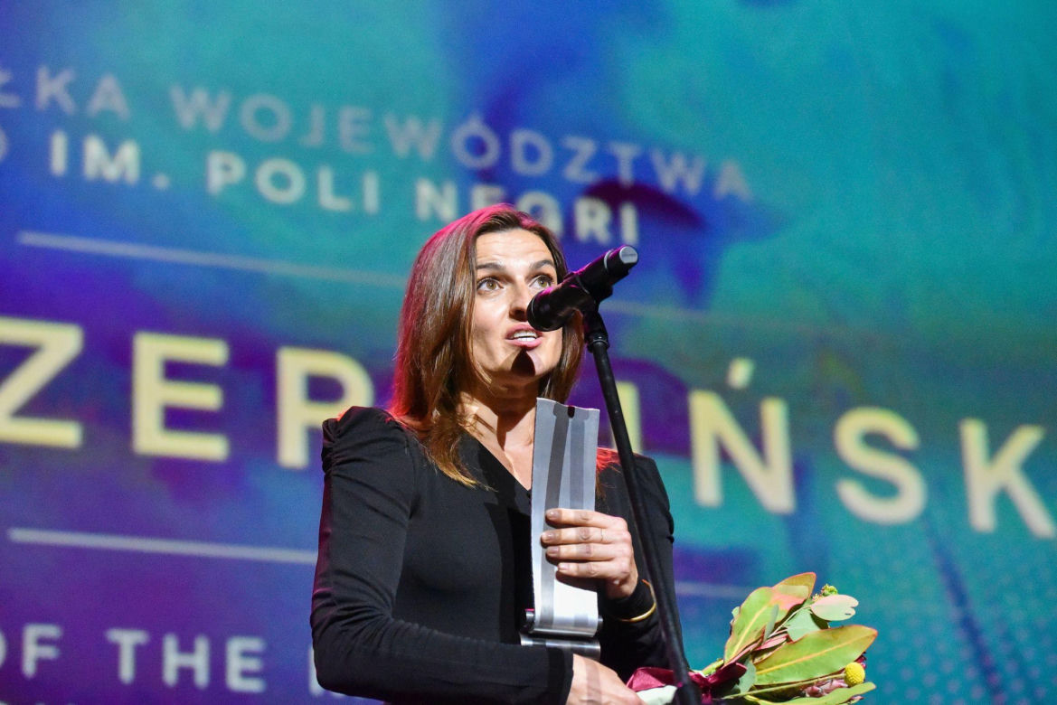 Gala Otwarcia 24. MFF BellaTOFIFEST w Toruniu. Elegancja i zachwycające kreacje gwiazd w CKK Jordanki
