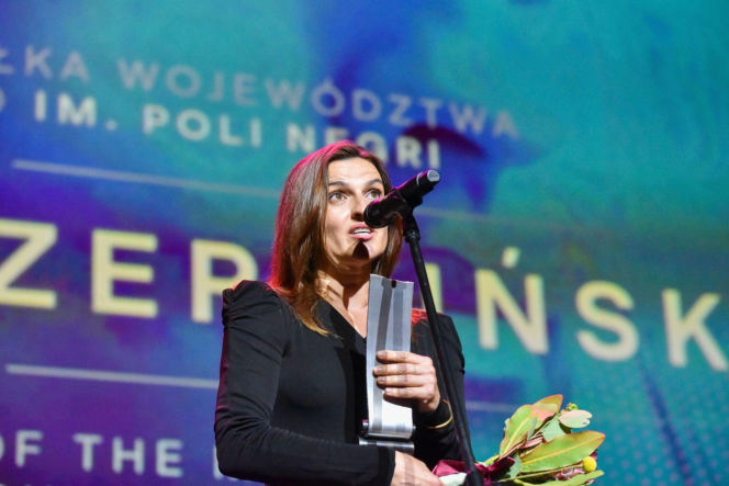 Gala Otwarcia 24. MFF BellaTOFIFEST w Toruniu. Elegancja i zachwycające kreacje gwiazd w CKK Jordanki