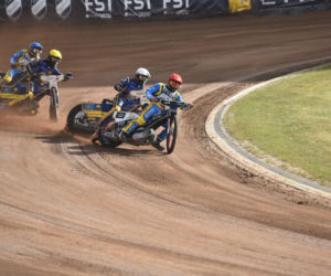 PRES Grupa Deweloperska Toruń - Gezet Stal Gorzów: Zdjęcia kibiców z meczu 7. kolejki PGE Ekstraligi na Motoarenie
